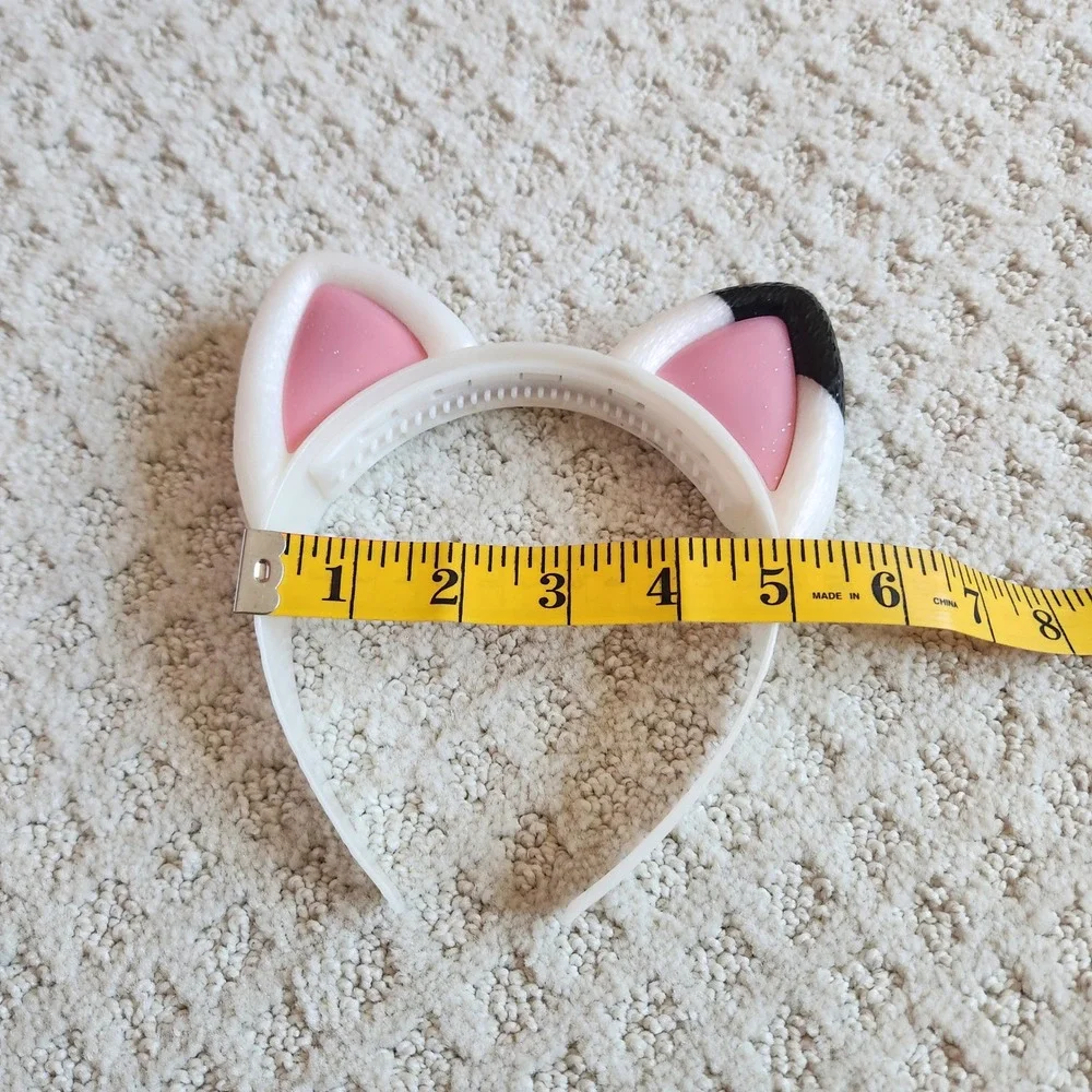 Gabby's‎ Dollhouse Musical Ears Tested Works